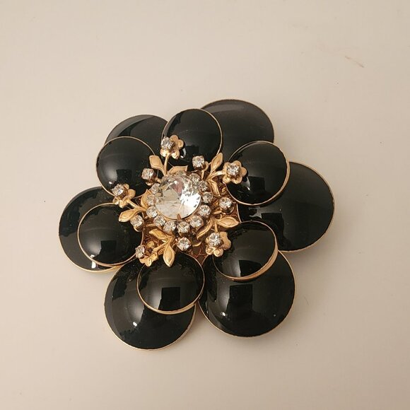 MOANS COUTURE Radiant Petal Duets Poured Glass Jet Flower Brooch - Picture 1 of 6
